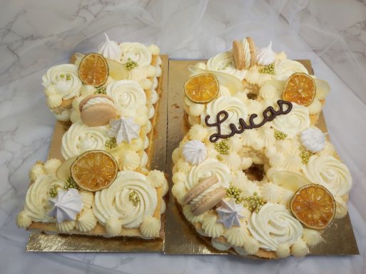 gâteau sur mesure number cake 18ans