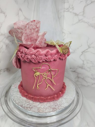 gâteau sur mesure anniversaire rose