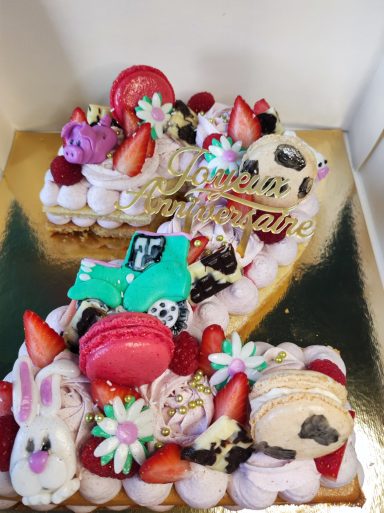 gâteau sur mesure anniversaire number cake 2ans ferme