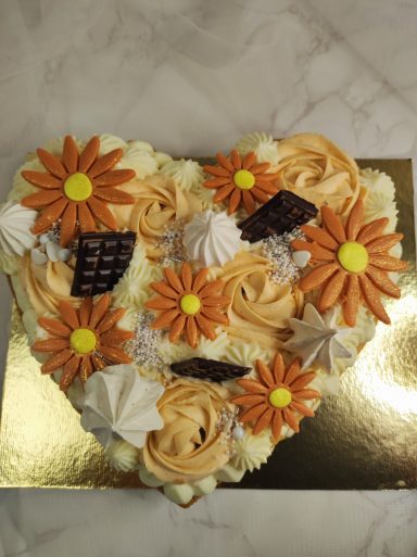 gâteau sur mesure anniversaire number cake coeur