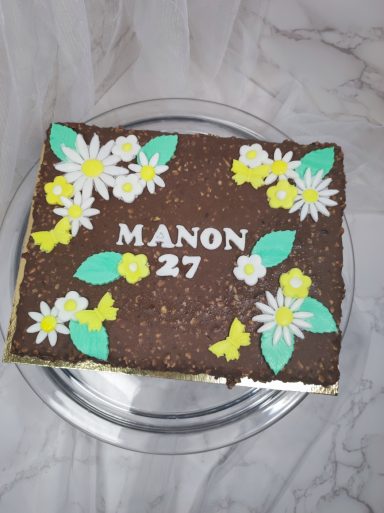 gâteau sur mesure entremet décoré chocolat noisette