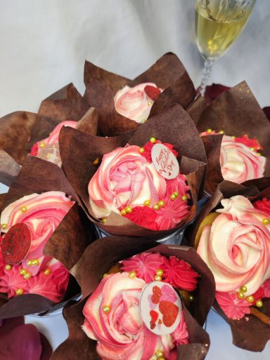gâteau sur mesure cupcake roses